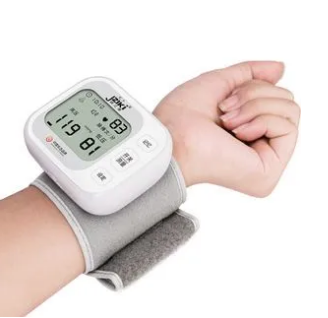 腕式电子血压计ly-601c